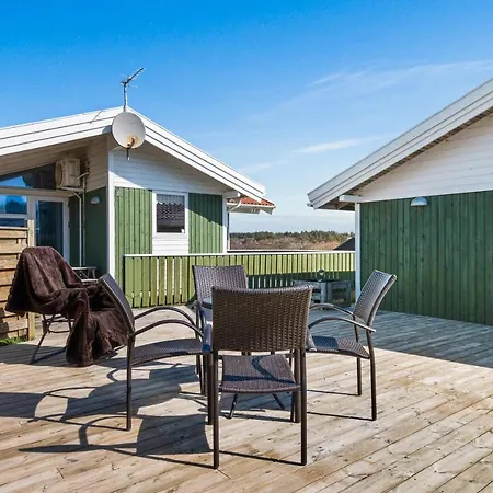 Lovely, Authentic 350 Meters From The Holiday home *